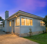 The Entrance North Lakeside Cottage - Hobart Tourism