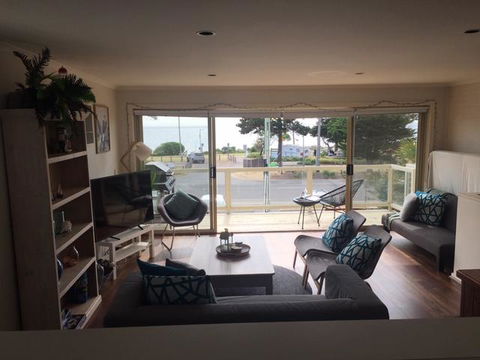 The Esplanade Holiday Home - Hobart Tourism 2