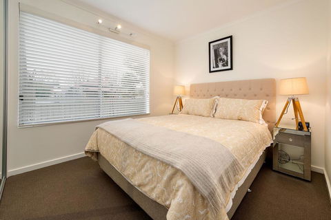 The Executive - Central & Sophisticated - Hobart Tourism 2