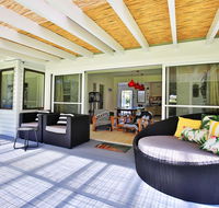The Endless Summer  Culburra - Pet Friendly - 2 Mins to Beach - Hobart Tourism