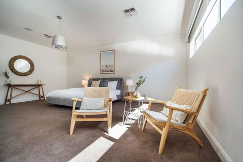 The Grand Oasis - Pool - Wifi - Mins From Beach - Hobart Tourism 2