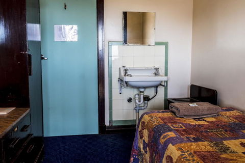 The Imperial Hotel - Hobart Tourism 2
