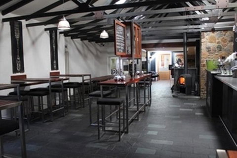 The Inn Mahogany Creek - Tourism TAS 1
