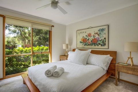 The Leisure House - Tourism TAS 1