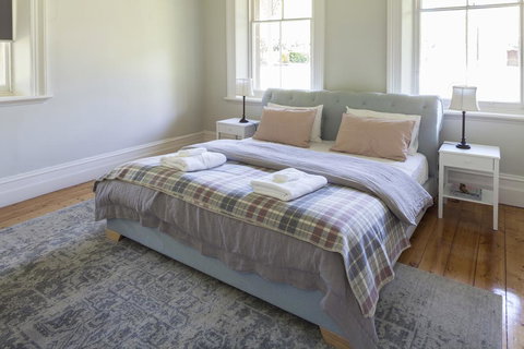 The Manse On Ebden - Tourism TAS 1