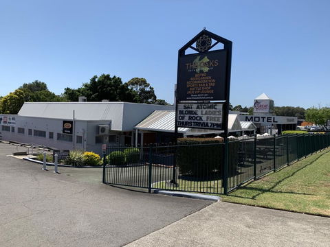 The Oaks Hotel Motel - Tourism TAS 0