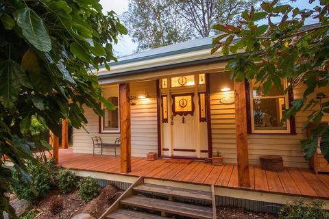 The Oaks Lilydale Accommodation - Tourism TAS 0