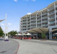 The Oaks Waterfront Resort Unit 414 - Hobart Tourism