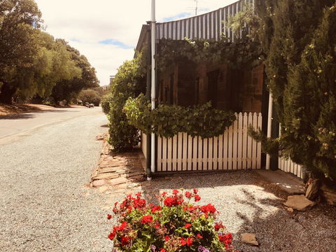 The Olde Devonshire House - Hobart Tourism 0