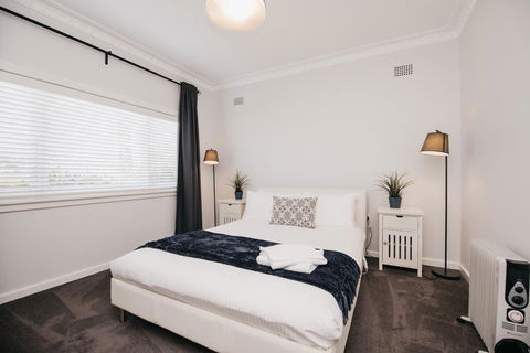 The Palms - Stylish, Modern And Cute As A Button - Hobart Tourism 2