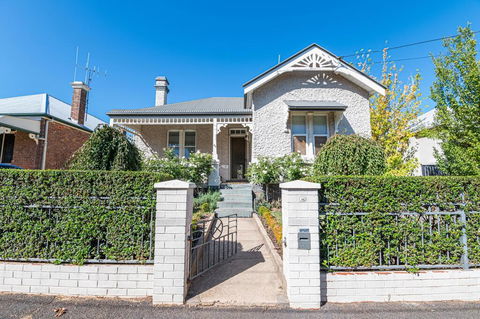 The Pearl On Prince  Stylish Cottage, CBD, Wifi - Hobart Tourism 0