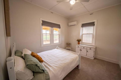 The River Block - Hobart Tourism 1