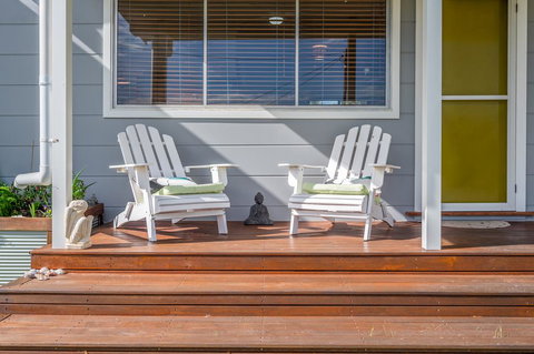 The Surf Shack - Tourism TAS 1