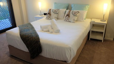 THE TIN SHED Couples Accommodation At Bay Of Fires - Tourism TAS 2