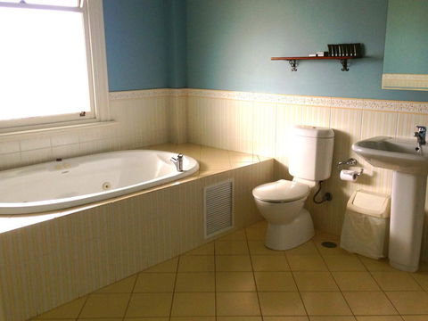 The York Palace Hotel - Hobart Tourism 3