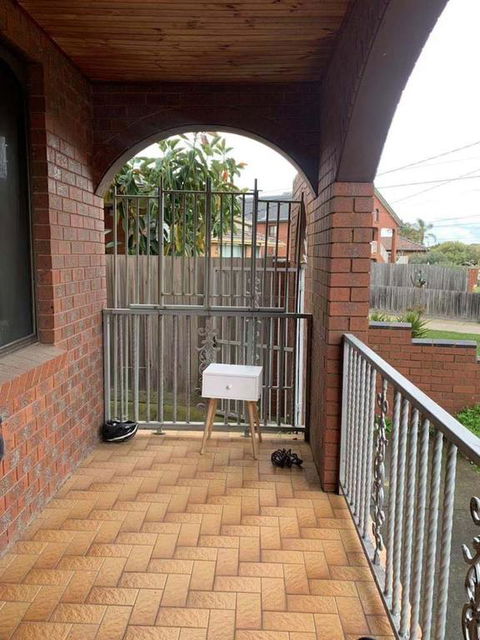 Thomastown Antique House Room 4 - Hobart Tourism 3