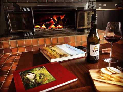 Thousand Lakes Lodge - Hobart Tourism 1