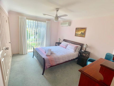 Tidy Home In A Leafy Suburb, Great Location - Hobart Tourism 3