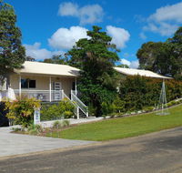 Tinaroo Sunset Retreat - Hobart Tourism