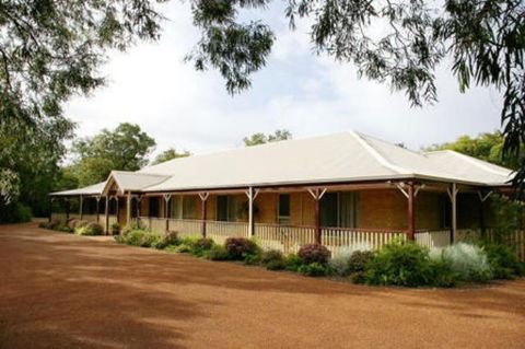 Toby Inlet Homestead - Tourism TAS 2