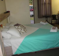 Tocumwal Hotel Motel The Palms - Hobart Tourism