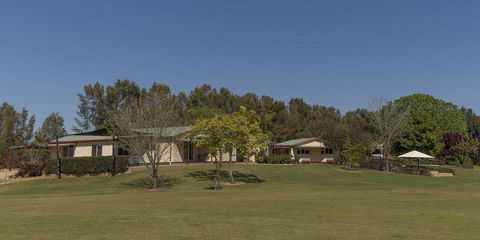 Tokemata Retreat - Hobart Tourism 3