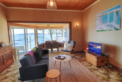 Tommy's Lakehouse - Tourism TAS 2