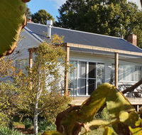 Toms Cottage - Wilgowrah -A Country Escape - Hobart Tourism