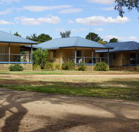 Tooleybuc River Retreat Villas - Hobart Tourism