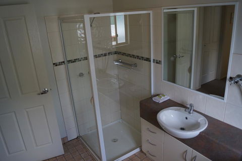 Tooleybuc River Retreat Villas - Hobart Tourism 3