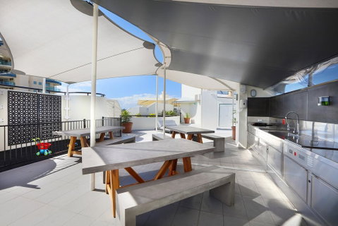 Top Floor Unit At The Caribbean Resort Mooloolaba - Tourism TAS 1