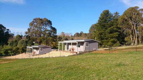 Towac Valley Cabins - Hobart Tourism 1