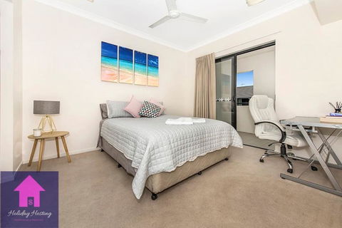 Townsville Luxury Spacious Apt 3 BR-2BTH Pools - Hobart Tourism 2