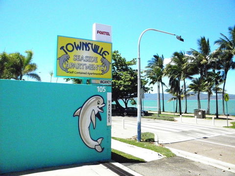 Townsville Seaside Apartments - Hobart Tourism 0