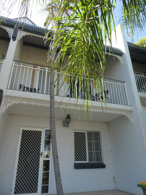 Townsville Terrace - Hobart Tourism 1