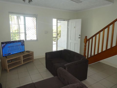 Townsville Terrace - Hobart Tourism 3