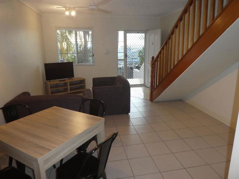 Townsville Terrace - Hobart Tourism 2