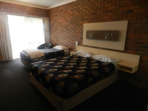 Travellers Rest Motor Inn Swan Hill - Hobart Tourism 3