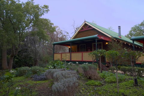 Trawool Cottages And Farmstay - Hobart Tourism 2