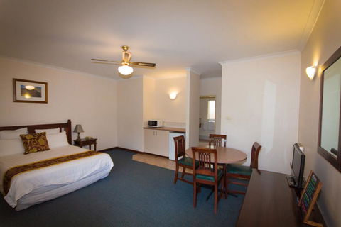 Tree Top Walk Motel - Tourism TAS 3
