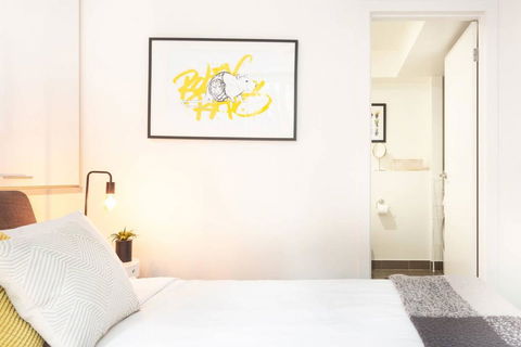 Trendy Loft Near Smith St. With Cosy Courtyard And Parking - Tourism TAS 1