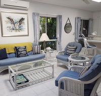Trinity Beach POOLSIDE Apartment - Hobart Tourism
