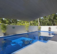 Tropical private holiday house with pool - Tourism TAS