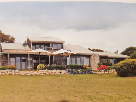 Tu Emuz Stone Beachfront Villa, Emu Bay, Kangaroo Is - Hobart Tourism 2