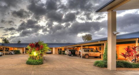 Tropixx Motel & Restaurant - Hobart Tourism 0