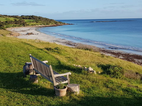 Tu Emuz Stone Beachfront Villa, Emu Bay, Kangaroo Is - Hobart Tourism 0