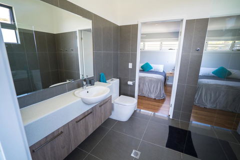 Tuffy's No. 2, 16B May Street, Crescent Head - Hobart Tourism 3