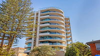 Twin Pines 602 - CBD Location