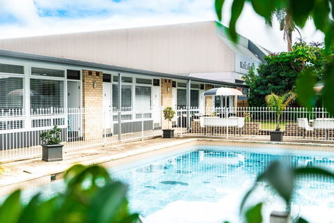 Twin Willows Hotel - Tourism TAS 0