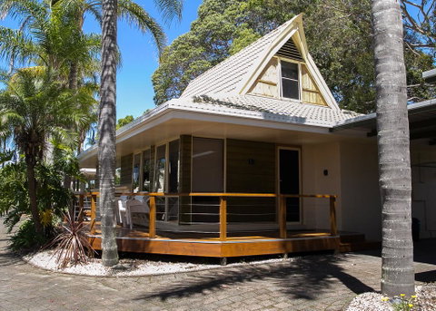 Ultiqa Village Resort - Tourism TAS 1